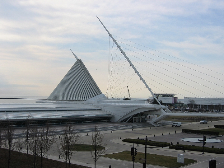 01 Milwaukee art museum.JPG